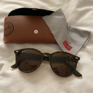 Ray Bans Sunglasses